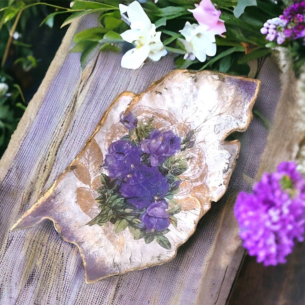 Vintage Purple Flower Print Sea Shell Trinket Decor